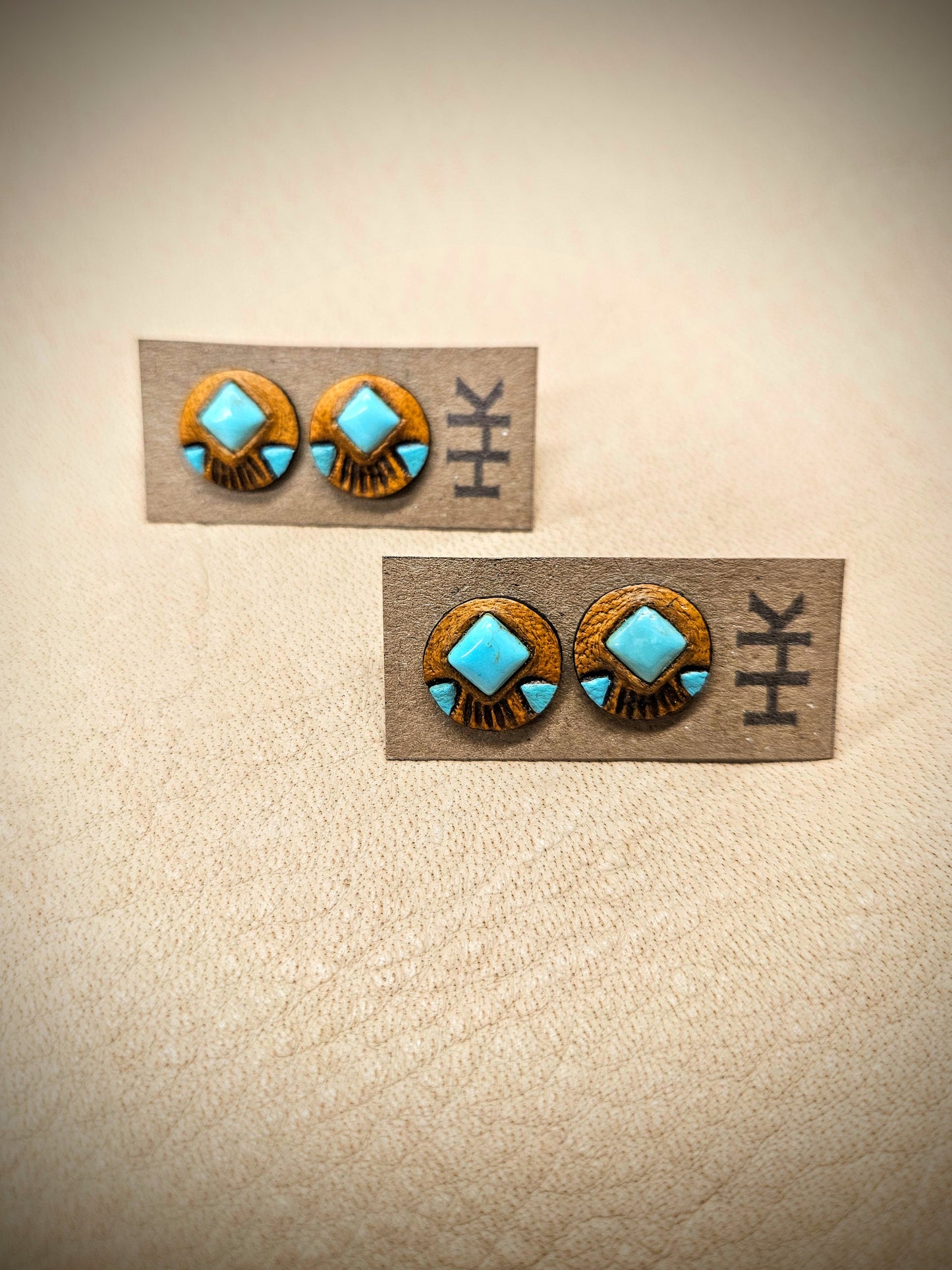 Kingman Tooled Studs