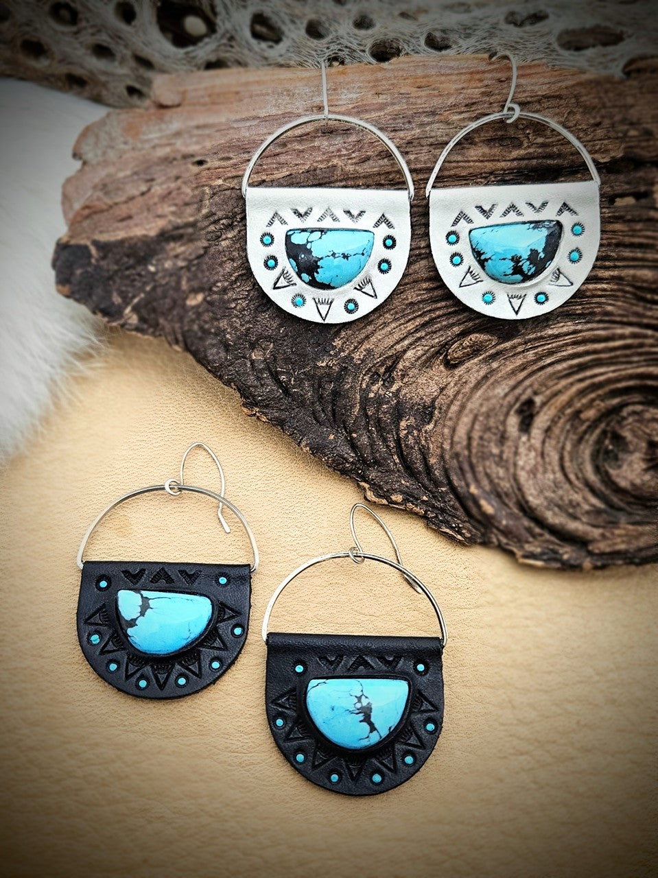Half-moon Hubei Earrings