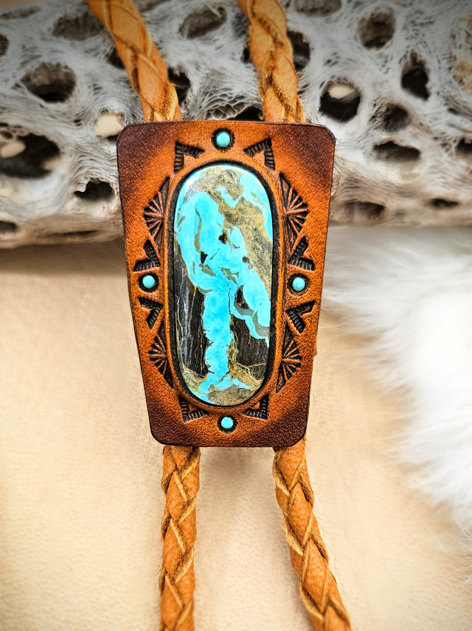 Kingman Turquoise Bolo Tie